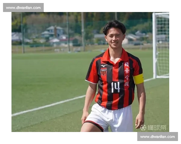 南安普顿新星高冈伶飒租借登陆法丙 18 岁日本锋霸开启留洋新章