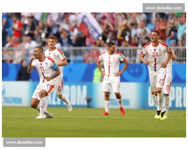 世欧预惊魂 6 分钟：奥地利主场草皮塌陷中断比赛