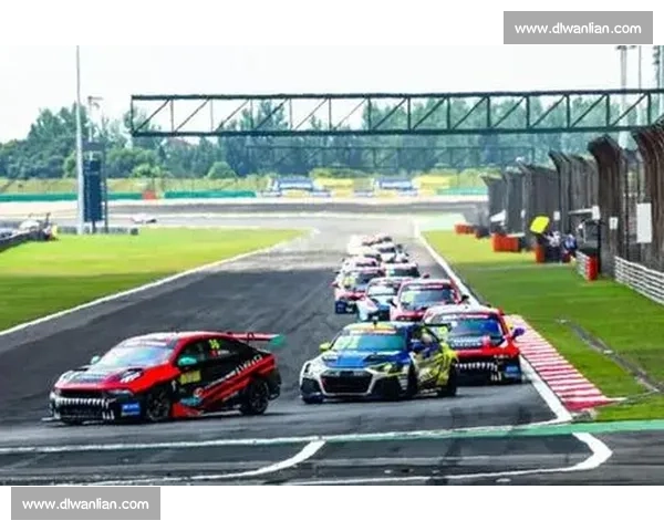 沪上登顶！湖南吉人自有天相车队包揽 TCS 组冠亚军